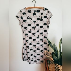Cynthia Rowley swan night shirt